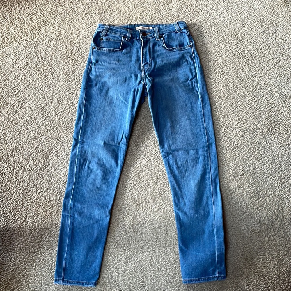 Levi Jeans - Picture 2 of 4